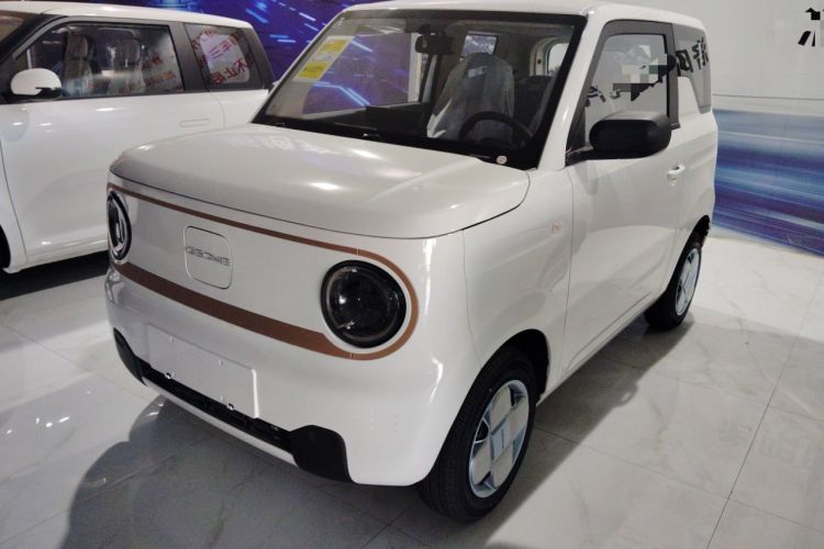 Used Geely Galaxy Panda 2024 Panda Mini 200km Endurance Bear
