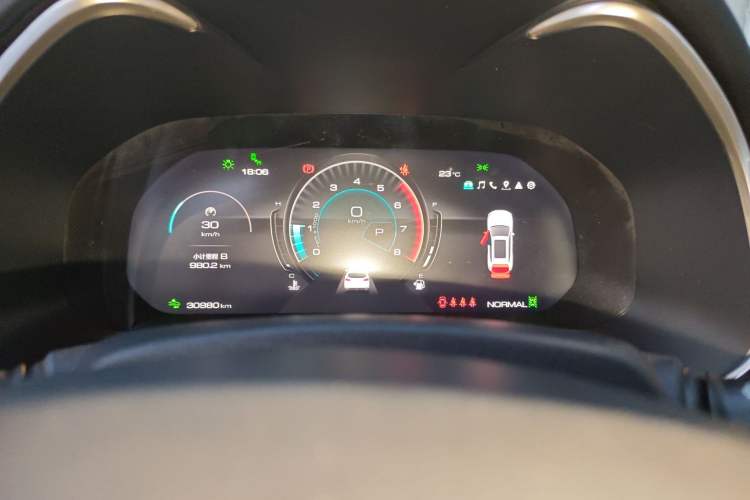 Used Wey VV6 2021 2.0T Two-Wheel Drive Smart Plus
