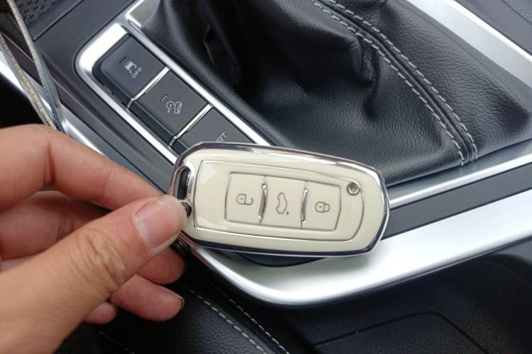 Used Geely Auto Vision X3 2019 Upgraded Model 1.5L CVT Elite Version Interior 1