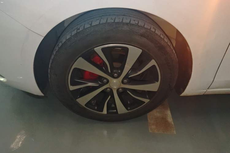 Used Buick Excelle GX 2019 18T Automatic Connected Elite Model China V Standard
