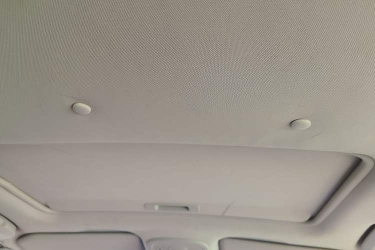 Used Citroen C4L 2013 1.8L Automatic Jingzhi Edition
