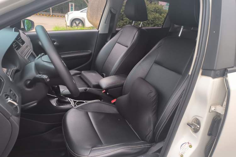 Used Volkswagen Polo 2016 1.4L Automatic Trendy Model
