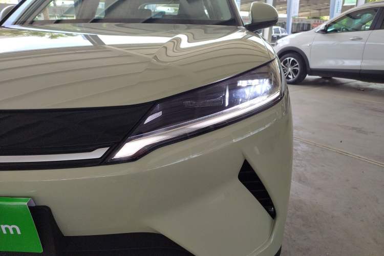 Used BYD Yuan UP 2025 Model 301KM Leading Version Left Front Headlight