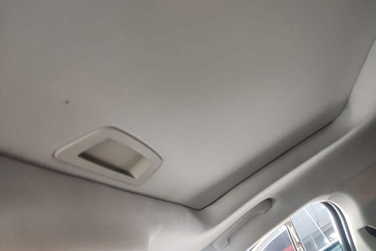 Used Chevrolet Malibu 2016 1.6T Automatic Comfort Edition Headliner