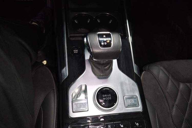 Used Hongqi HS5 2019 2.0T Smart Connect Flagship All-Wheel-Drive Version
