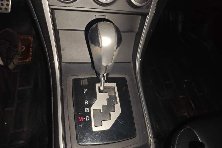 Used Mazda 6 2012 Coupe 2.0L Automatic Luxury Edition Gear Lever