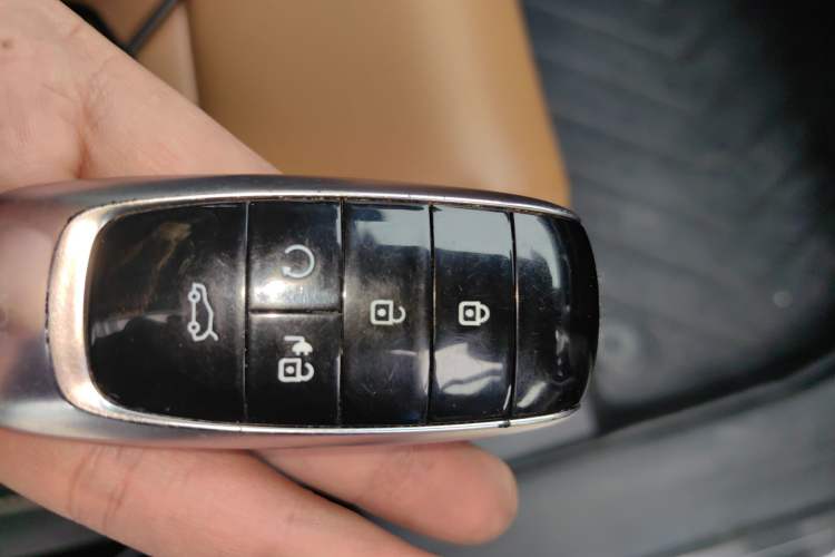 Used AION V 2020 80 Driving Prestige Edition
