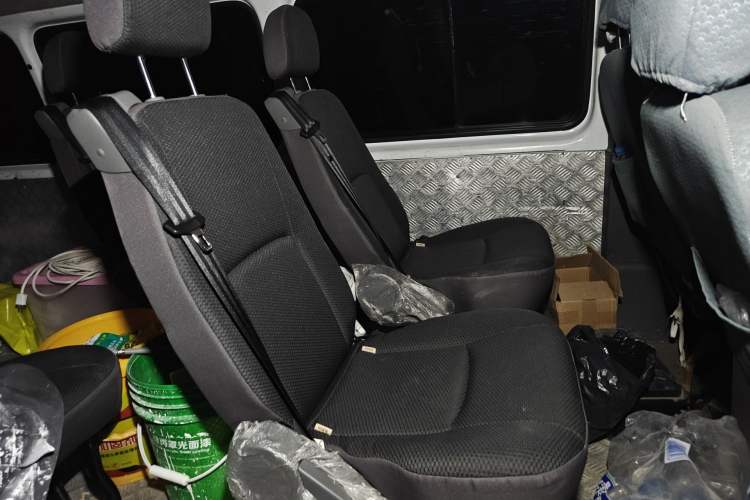 Used JMC Transit 2019 2.8T Commercial Version Long Wheelbase High Roof 6-Seater Rear Single Tire China VI Emission Standard – JX493
