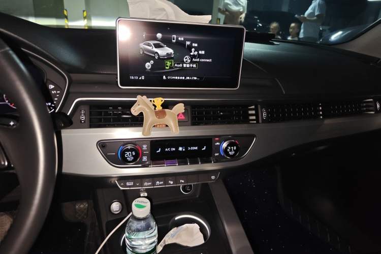 Used Audi A4L 2019 40 TFSI Fashion Edition China VI Emission Standard
