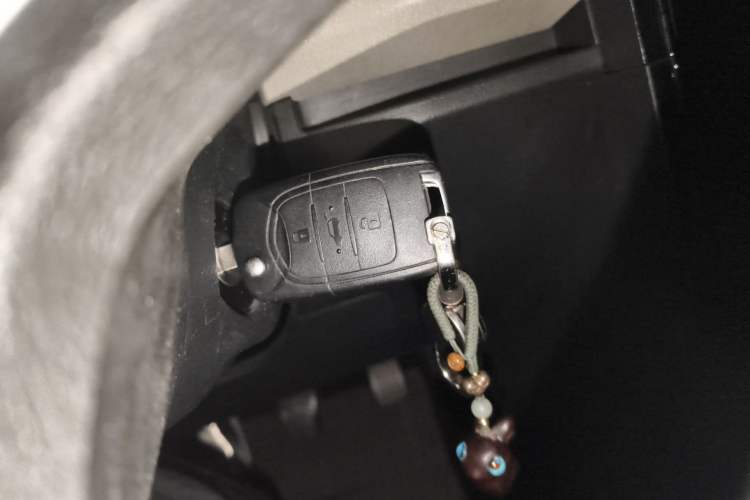 Used Wuling Zhengcheng 2021 1.5T Manual Luxury Version Vehicle Key