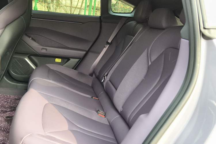 Used XPeng P7 2025 Model—702 Long Range Ultra Left Rear Seat