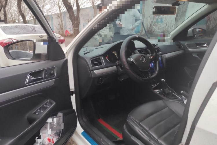 Used Volkswagen Gran Lavida 2017 180TSI DSG Comfort Edition Driver Seat