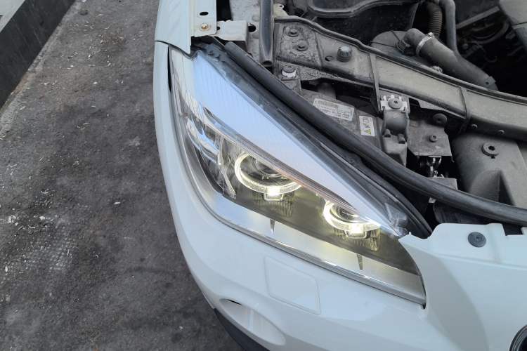 Used BMW X1 2012 sDrive18i Luxury Edition