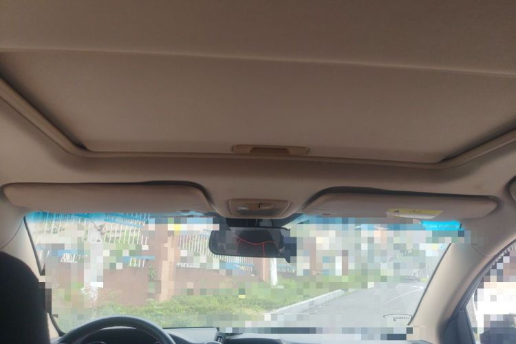 Used Baojun 560 2015 1.8L manual luxury version