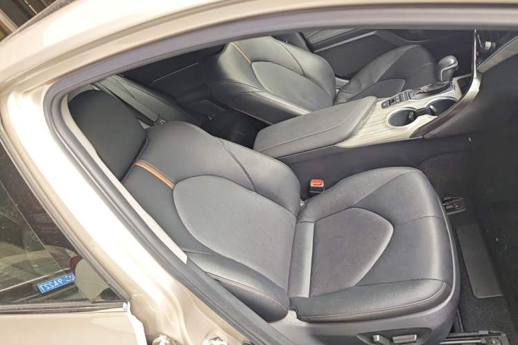 Used Toyota Camry 2019 Revised Version Dual-Engine 2.5 HG Luxury Edition Right Front Seat