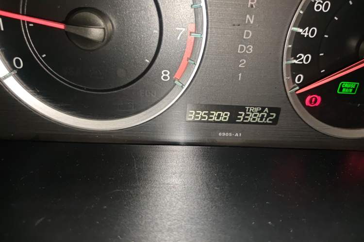 Used Honda Accord 2010 2.4L LX Odometer Close Up