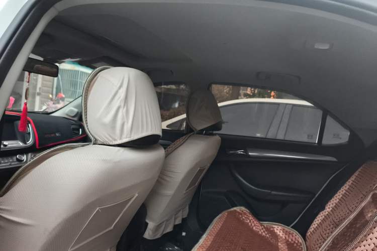 Used Roewe 360 2015 1.5L Automatic Luxury Edition Headliner