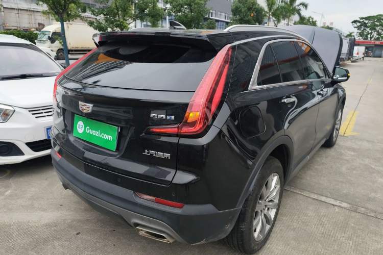 Used Cadillac XT4 2023 28T Two-Wheel-Drive Luxury Version
