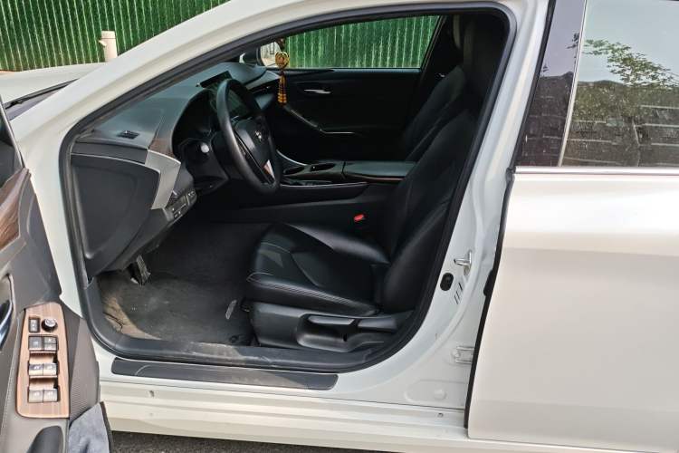 Used Toyota Avalon 2022 2.0L Ambition Edition
