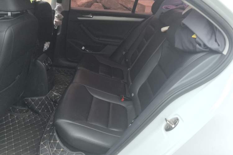 Used Volkswagen Sagitar 2018 280TSI DSG Ignite Edition Left Rear Seat