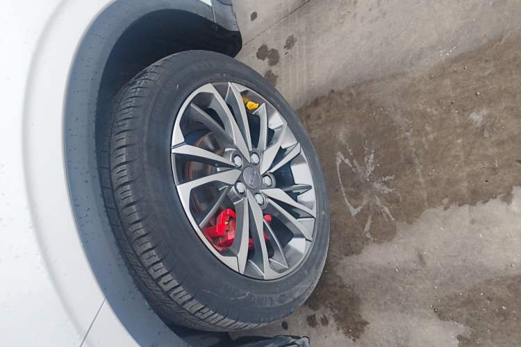 Used Geely Auto Coolray 2020 PRO 260T DCT Ranger Left Front Wheel Hub