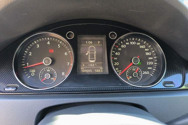 Used Volkswagen Magotan 2012 Revised 1.8TSI Luxury Version Instrument Cluster