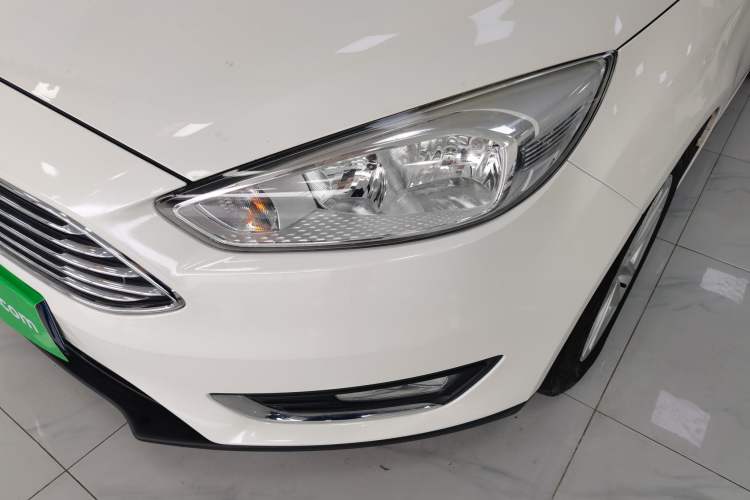 Used Ford Focus 2015 Sedan 1.6L Automatic Trend Model