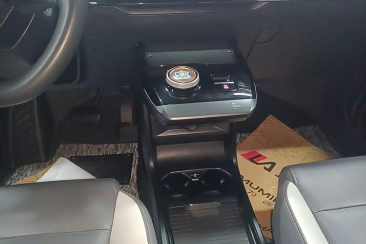 Used MG 4 EV 2023 415 km Range Sea-Faring Champion Edition
