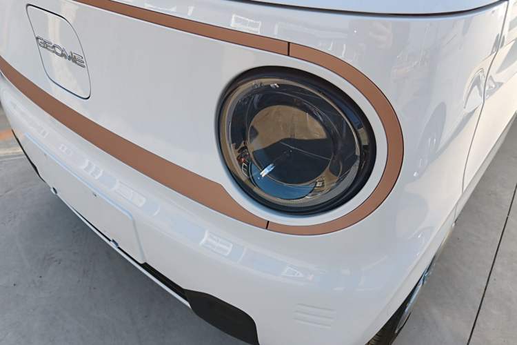 Used Geely Galaxy Panda 2024 Panda Mini 200km Endurance Bear
