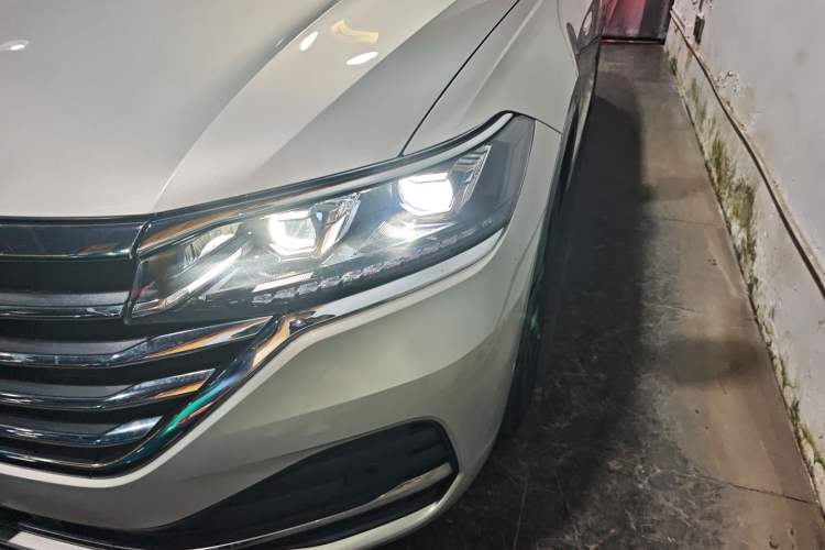 Used Volkswagen Viloran 2020 330TSI Luxury Edition