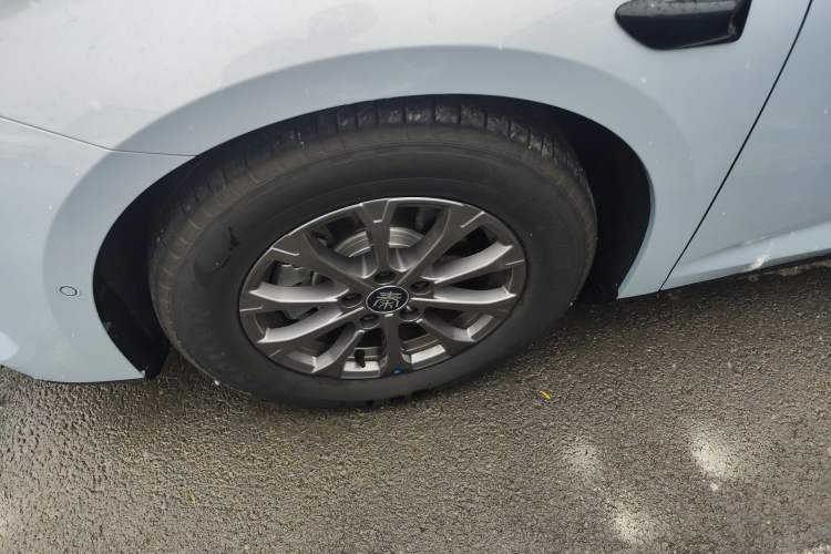 Used BYD Qin L 2025 DM-i Smart Drive 80KM Leading Model