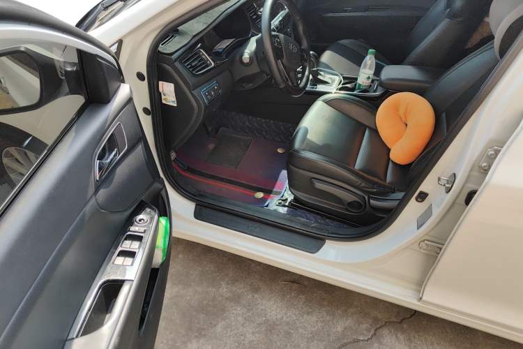 Used Hyundai Mistra 2014 1.8L Automatic Smart GLS
