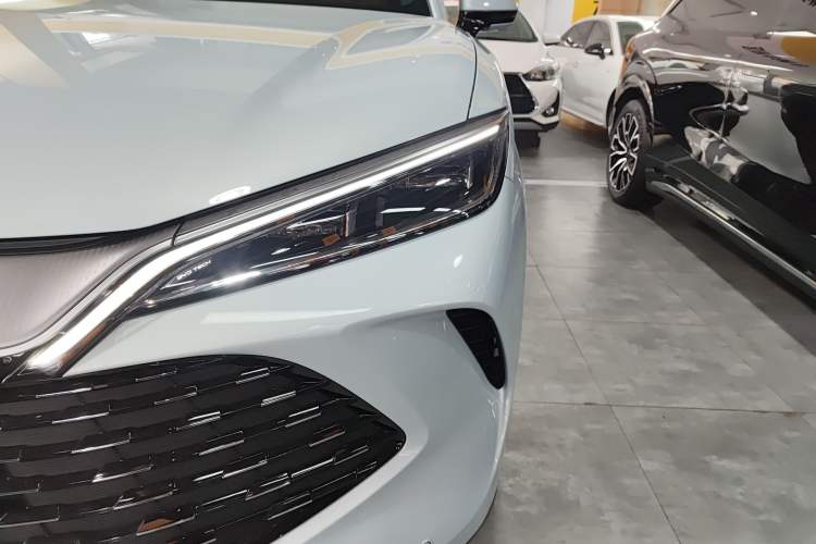 Used BYD Song L DM-i 2024 112 km Leading Edition Left Front Headlight