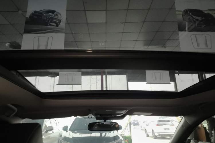 Used Honda Breeze 2020 Rui Hybrid 2.0L Two-Wheel Drive Rui Luxury Edition