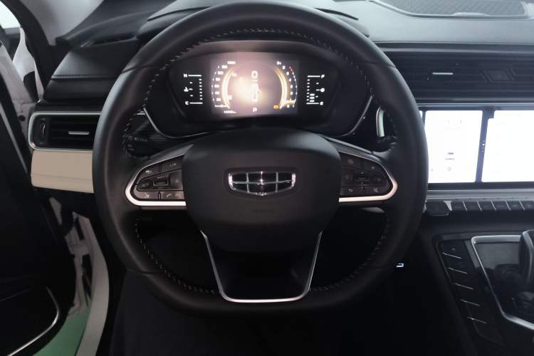 Used Geely Auto Emgrand X7 Sport 2022 Boyue X 1.8TD DCT ZhiZun Edition