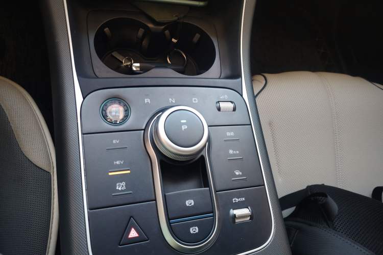 Used BYD Destroyer 05 2024 HONOR Edition DM-i 55KM Luxury Model
