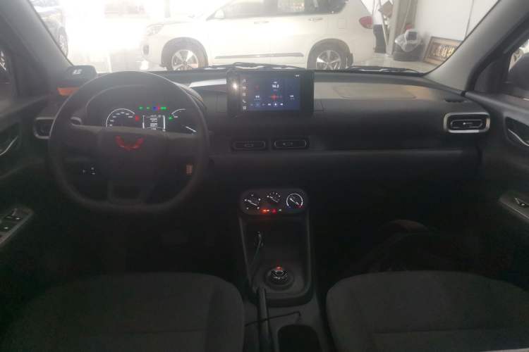 Used Wuling Hongguang New Energy 2025 Extended-Range Hybrid 50KM Comfort Version