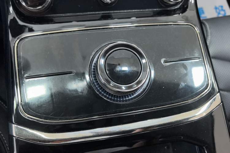 Used NETA U 2022 Pro 400 Comfort Edition