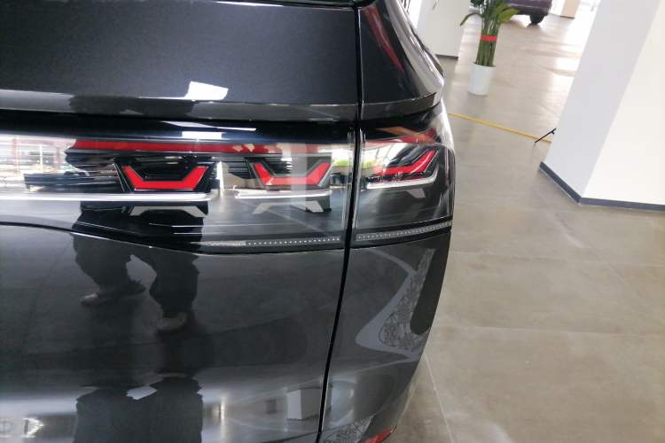 Used Volkswagen Tavendor 2023 380TSI Four-Wheel Drive R-Line Cruise Edition