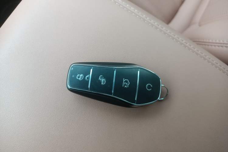 Used BYD Song L EV 2025 662 km Advanced Intelligent Driving Version