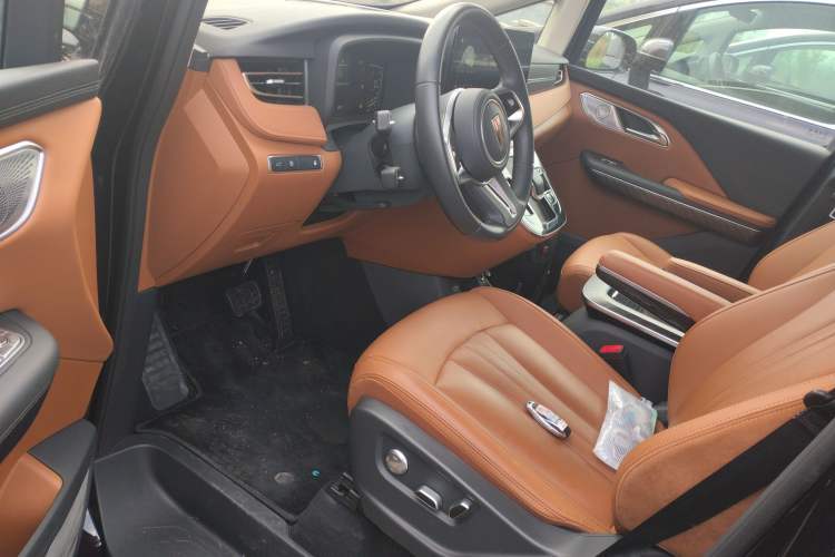 Used Hongqi HQ9 PHEV 2024 2.0T Four-Wheel Drive Business Edition Driver Seat