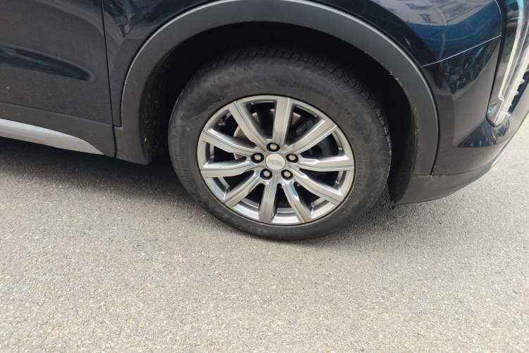 Used Cadillac XT4 2020 28T Two-Wheel-Drive Leading Version