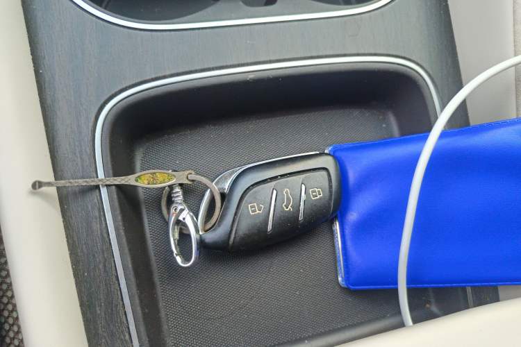 Used Roewe D7 2023 DMH 125km Excellence Edition
