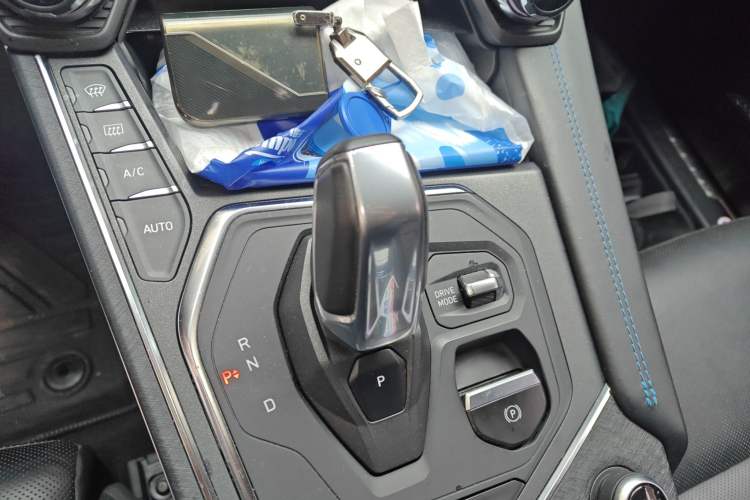 Used Lynk & Co 05 2020 2.0TD Two-Wheel Drive Shine Halo
