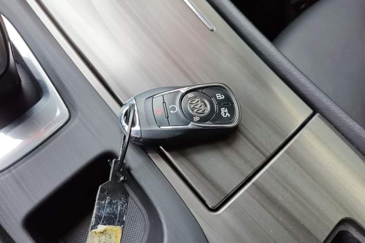 Used Buick LaCrosse 2019 28T Luxury Version