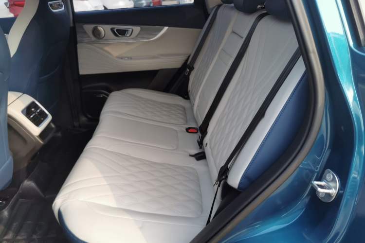 Used Chery Tiggo 7 PLUS New Energy 2023 1.5T Zhiyuan Trim
