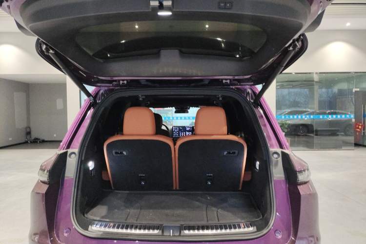 Used Li Auto L9 2022 Max model
