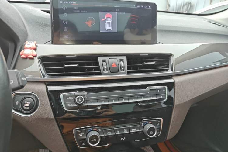 Used BMW X1 2018 sDrive18Li Luxury Model
