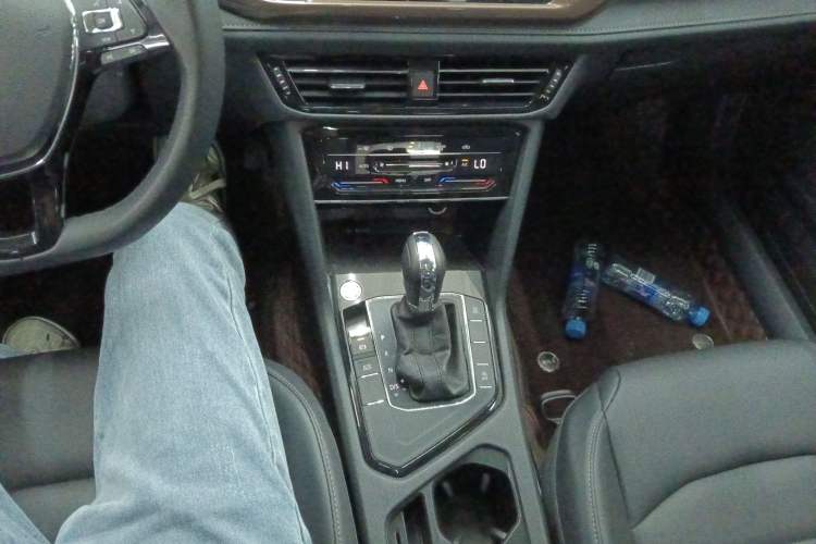 Used Volkswagen Tharu 2021 280TSI Two-Wheel Drive Comfort Edition
