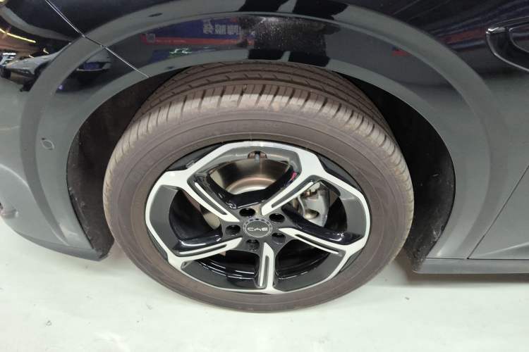 Used BYD Seal 06GT 2025 505 Wave Plus Edition Left Front Wheel Hub
